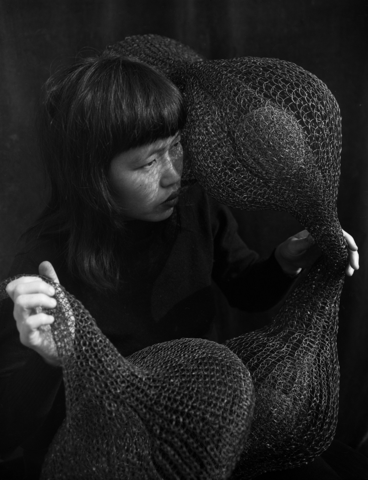 Ruth+Asawa_b_1_hanging+work